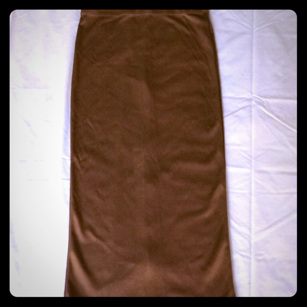 Kim K. Long Pencil Skirt